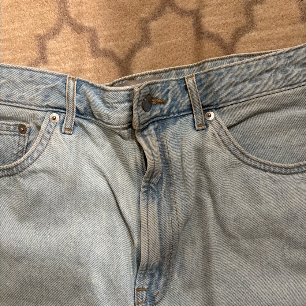 Everlane Women’s Light Blue Jean Shorts